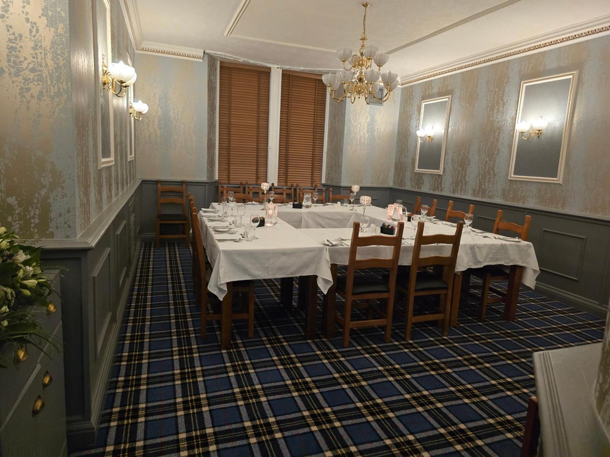 Victoria Hotel Керколді Екстер'єр фото